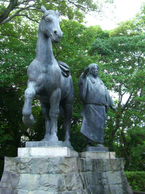 山内一豊夫人像